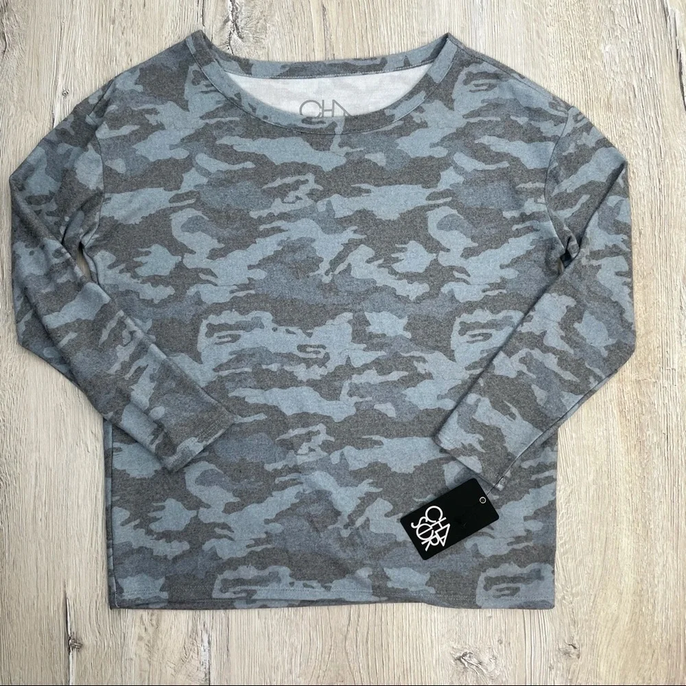 Chaser Camo Pullover Sweater Sz Medium
